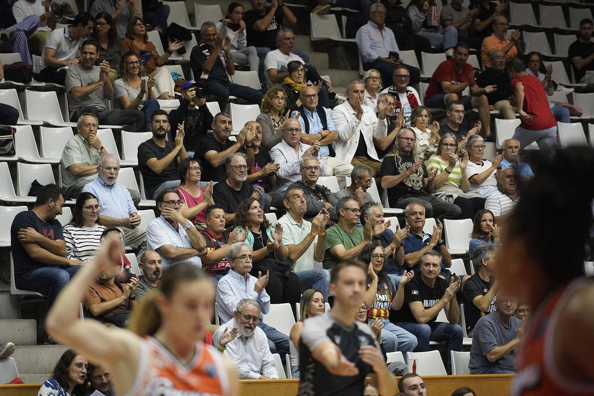 Exhibició de l'Spar Girona a l'Eurolliga contra el Bourges (92-62)