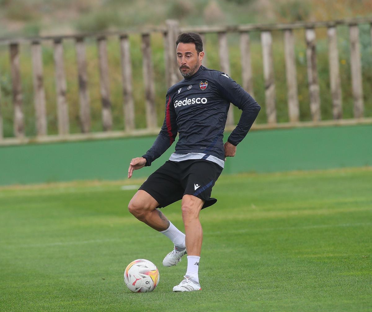 Así ha sido el entrenamiento del Levante UD en el Saler