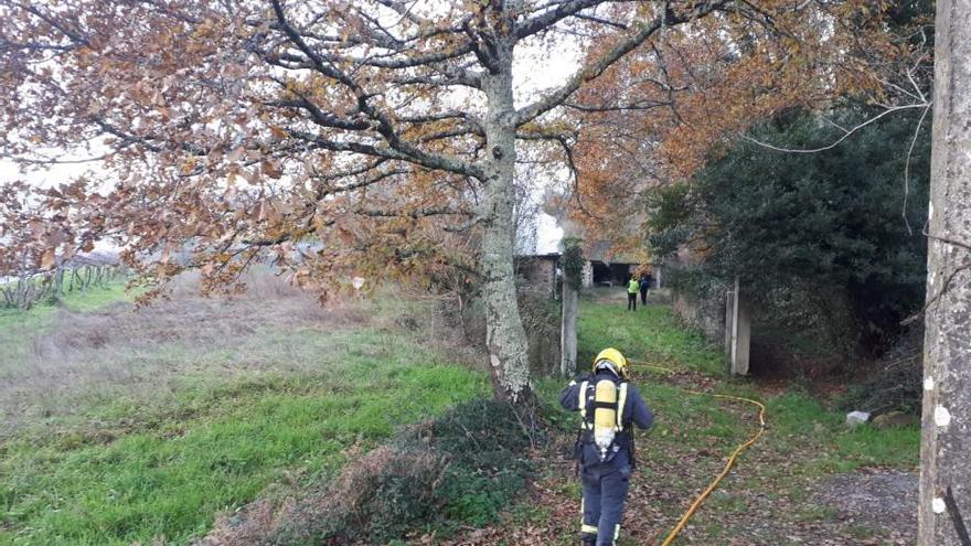 Sobresalto en Tui por una explosión en el zulo ilegal de la pirotecnia La Gallega