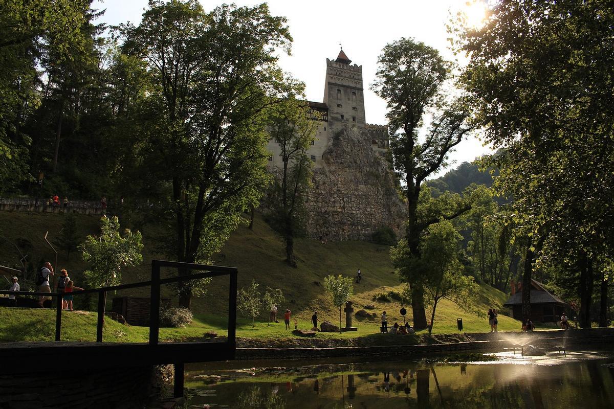 El castillo de Drácula, en Transilvania, es uno de los lugares más visitados de Rumanía.