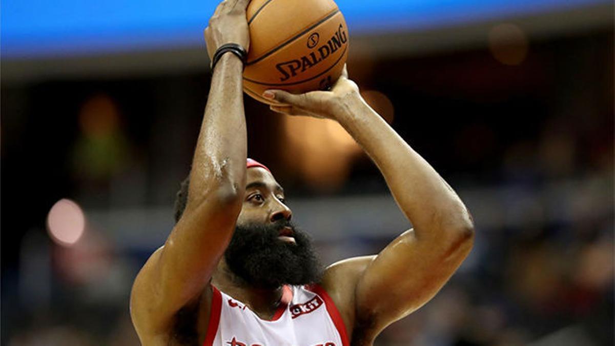 ¡Imparable Harden! Triple doble con 50 puntos para tumbar a Lebron