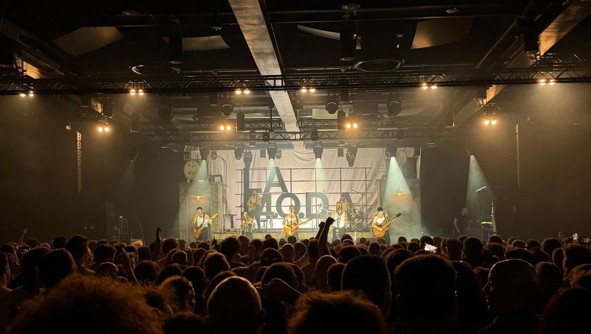 Un momento de la actuación de La Moda