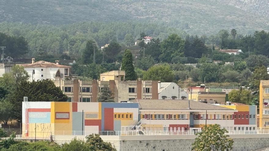 Albaida estrena curso escolar con el CEIP Covalta terminado
