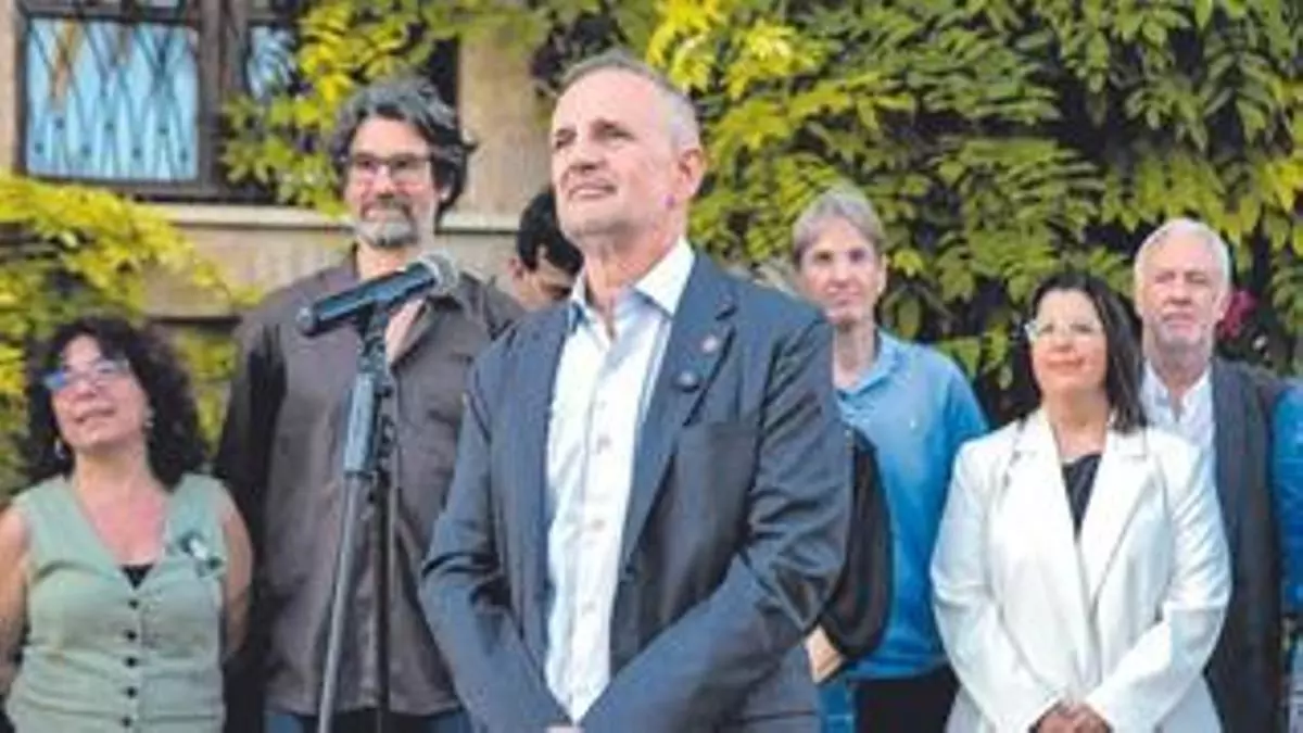 Jaume Carot se convierte en el rector más desacreditado