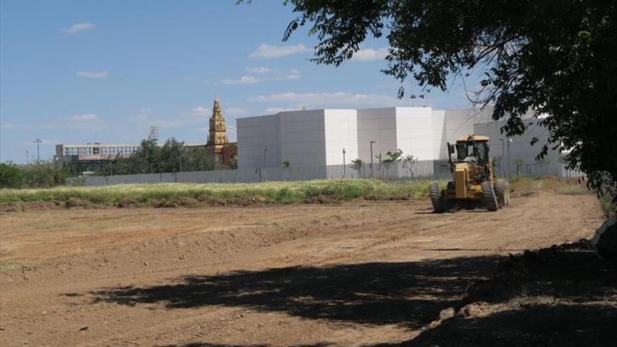 Parte del solar del Palacio del Sur será aparcamiento desde mañana