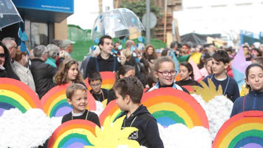 Más de 2.500 personas se dan cita en el Carnaval Infantil de Benidorm