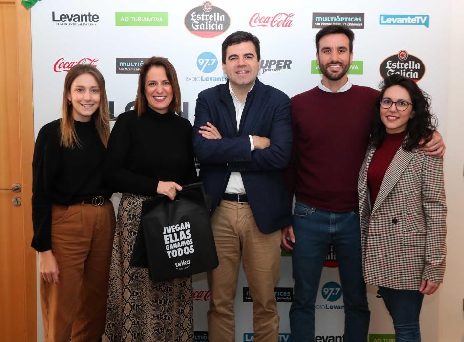 Las guerreras de Teika en el SUPER balcón fallero