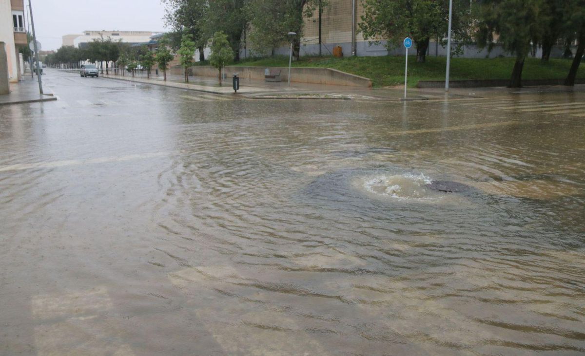 El temporal amaina després de deixar rècords de 300 litres a Amposta