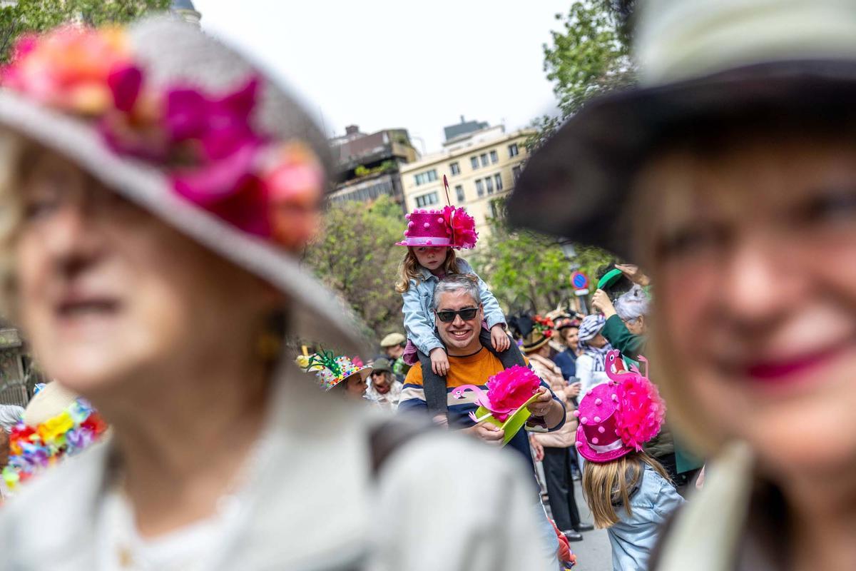 Nueva edición del Paseo con Sombrero por Barcelona