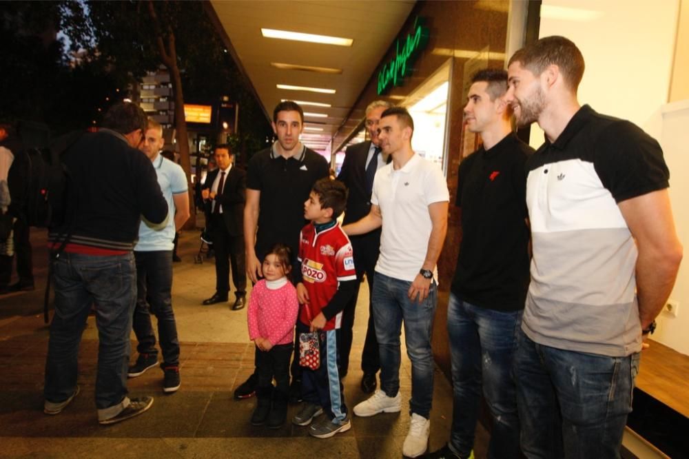 Escaparate para los campeones de Fútbol Sala