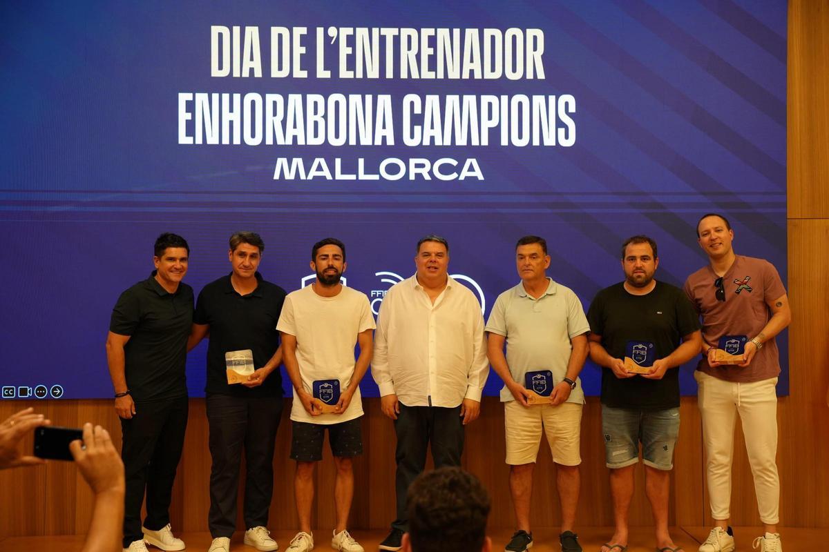 Álbum de fotos de la ‘Jornada d’Actualització i Reciclatge’ del Comité Técnico de Entrenadores de la FFIB