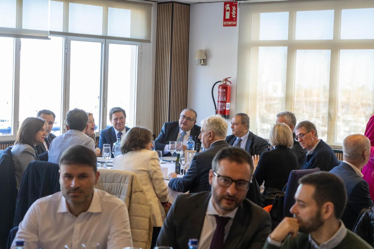 Homenaje en Alicante al teniente fiscal Juan Carlos Carranza tras su jubilación