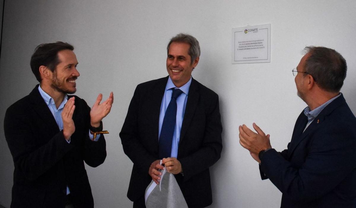 Mariano Hernández, Joaquín Luño, presidente de COFARTE, y Sergio Rodríguez.