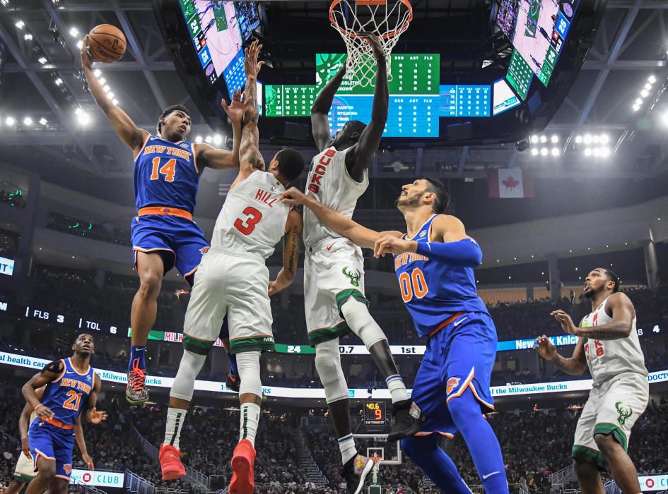 NBA: New York Knicks at Milwaukee Bucks