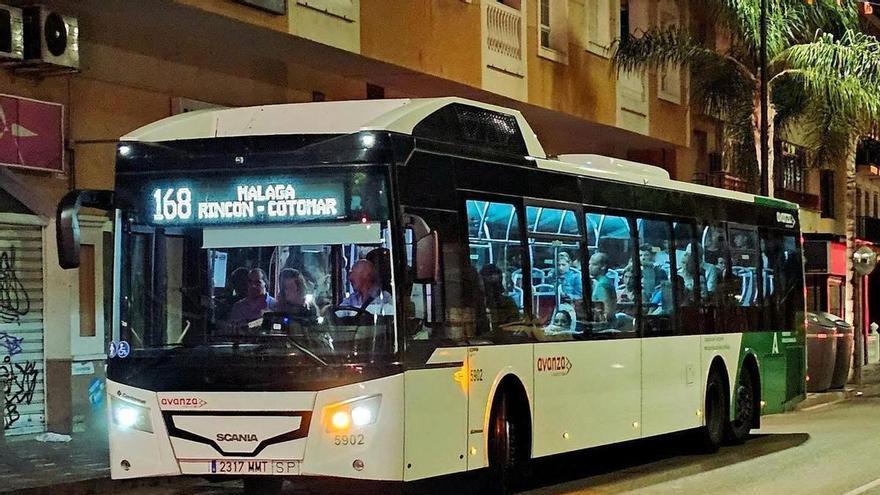 Este es el horario especial de autobús que conecta Málaga con Rincón de la Victoria durante la feria