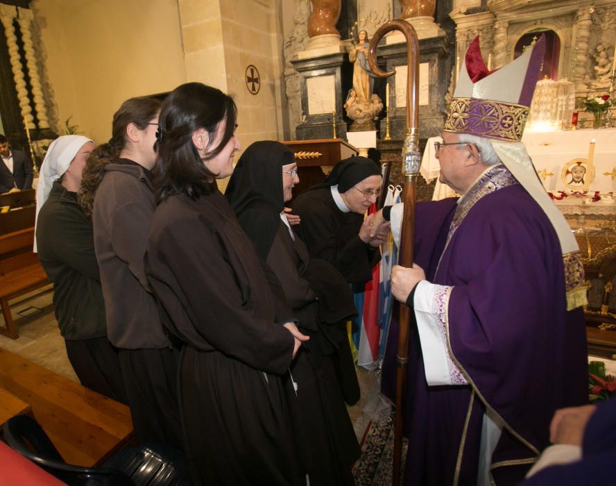 El obispo de la Diócesis de Orihuela-Alicante, Jesús Murgui, ha presidido la Santa Misa Jubilar.