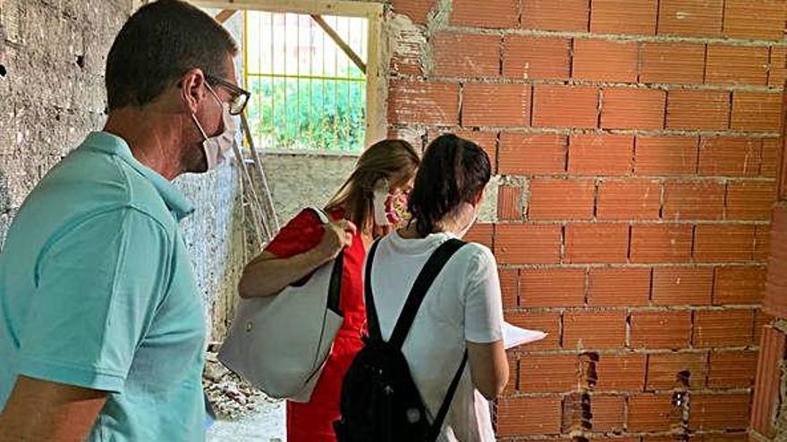 La concejala visita las obras del CEIP San Andrés.