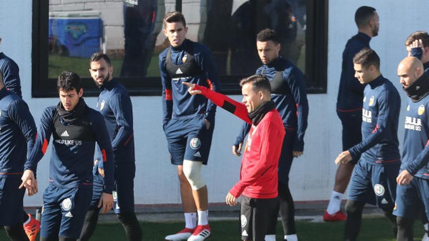 Marcelino, sin Guedes, Garay y Kondogbia