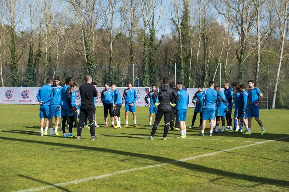 Generelo dirige su primer entrenamiento del Real Oviedo