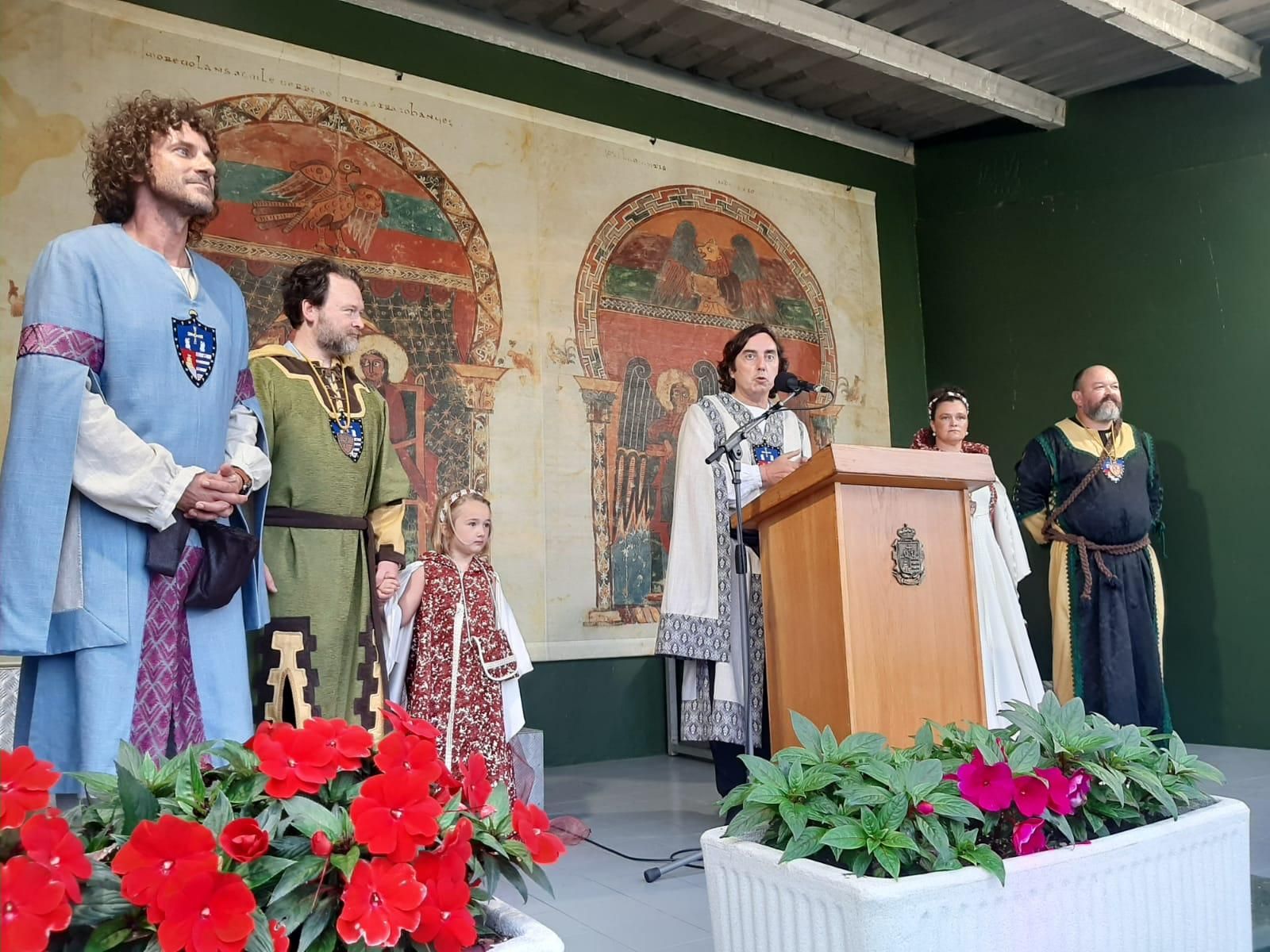 Llanera se traslada al medievo: así ha sido la primera jornada de la fiesta de los Exconxuraos