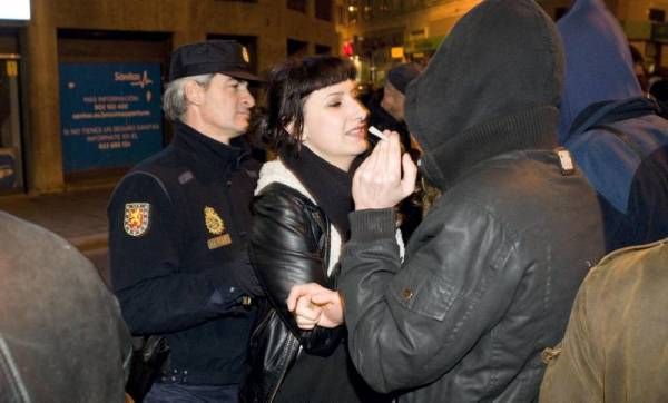 Fotogalería: Protesta ante la sede del PP en Aragón