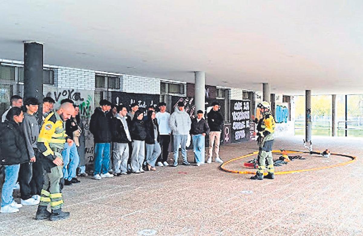 El alumnado del IES Valle de Aller, frente al riesgo de incendios forestales