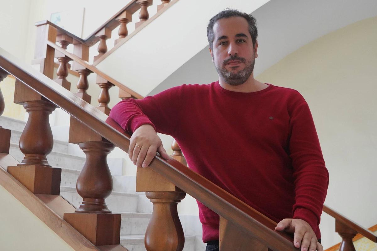 Director escuela de arte César Isidro