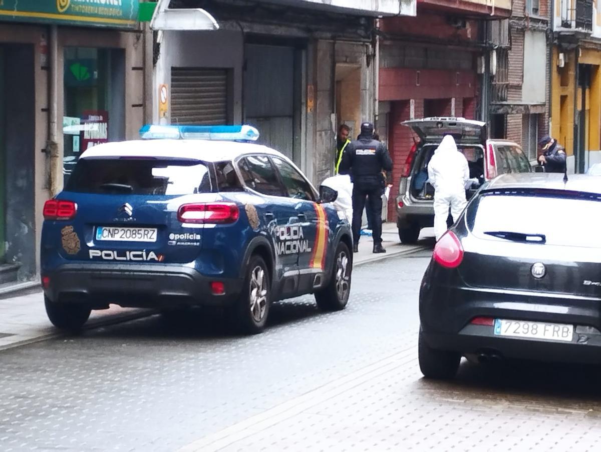 La Policía en el lugar donde se produjeron los hechos