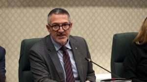 El conseller dEmpresa i Treball, Miquel Sàmper, explica el presupuesto para 2026 en el Parlament.