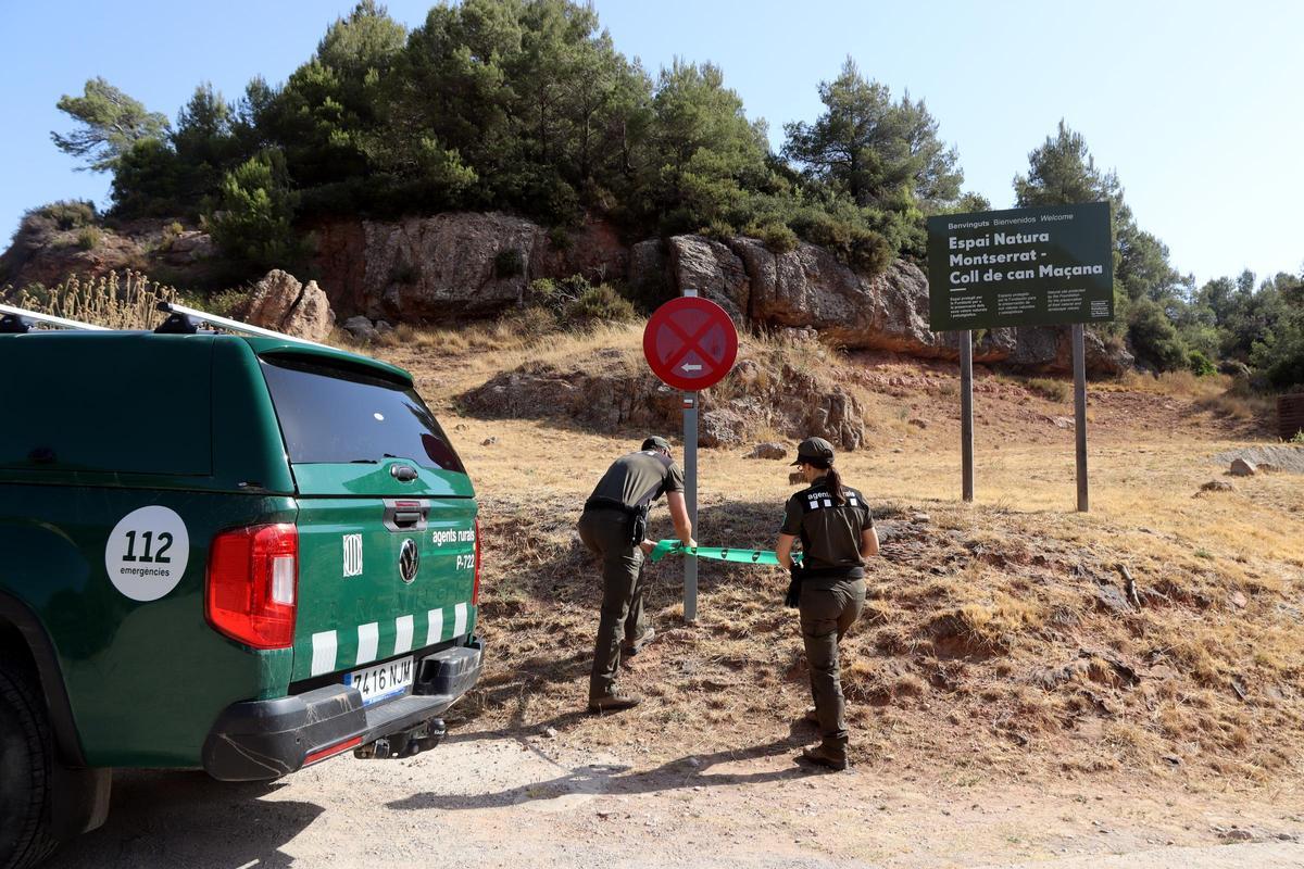 Accés tancat al punt d'informació de Montserrat al Coll de Can Maçana, al Bruc