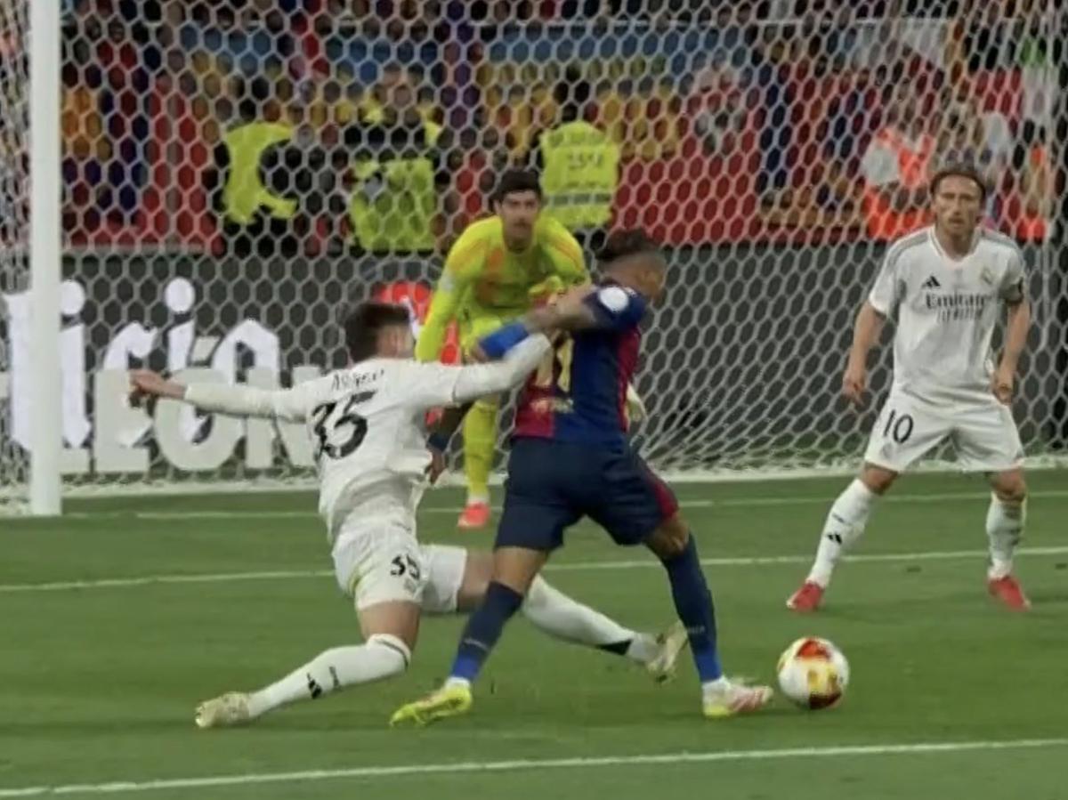 El 'no penalti' a Raphinha