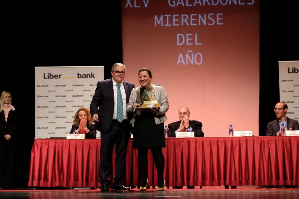 Entrega de los Mierense del Año