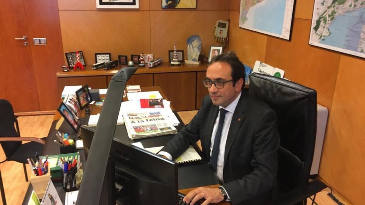 Josep Rull, en su despacho, según su cuenta de Twitter.