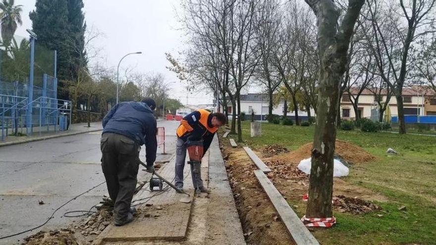 La Junta simplifica las ayudas para obras y empleo agrario de los ayuntamientos extremeños