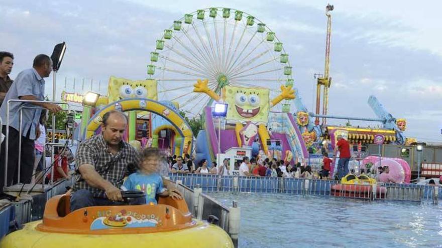 Los feriantes de Cáceres temen no tener luz en la Feria de San Fernando