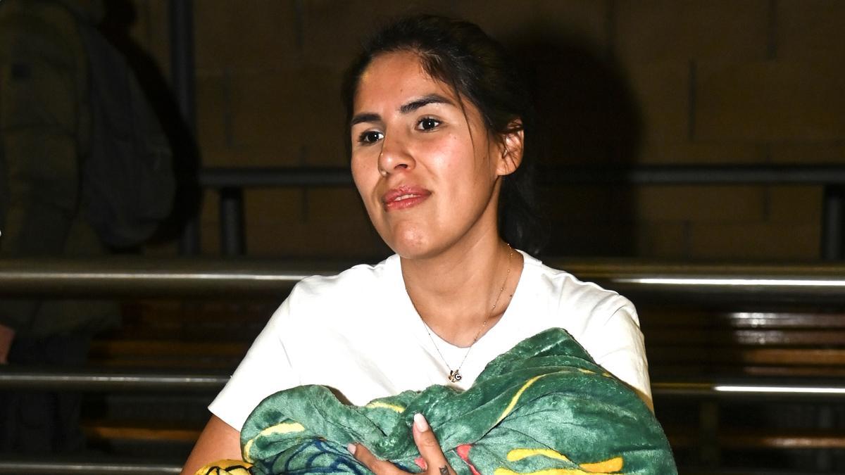 Isa Pantoja se rompe al recordar su embarazo
