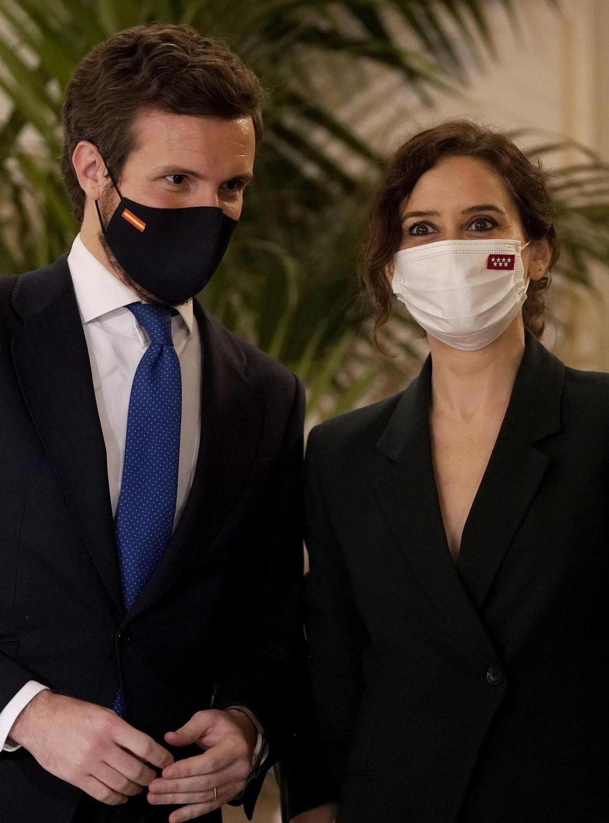 Pablo Casado e Isabel Díaz Ayuso, en la presentación del libro de Mariano Rajoy Política para adultos