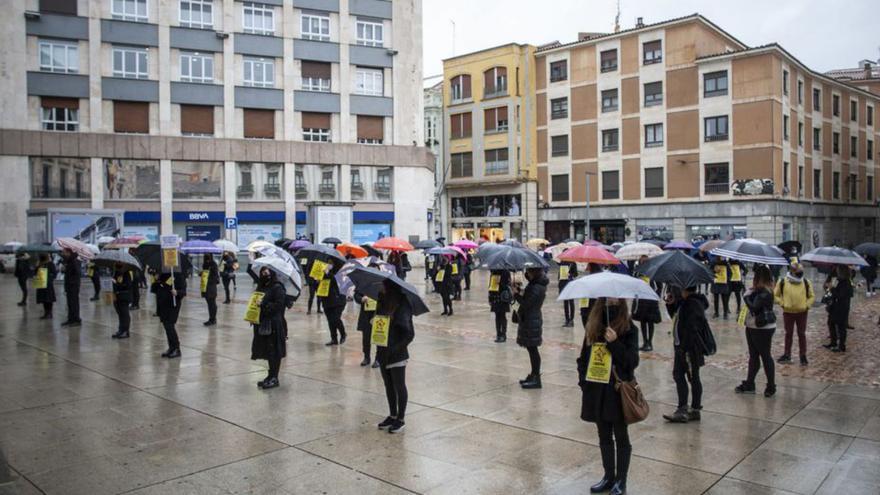 Todo a punto para el encierro de los peluqueros de Zamora por el IVA