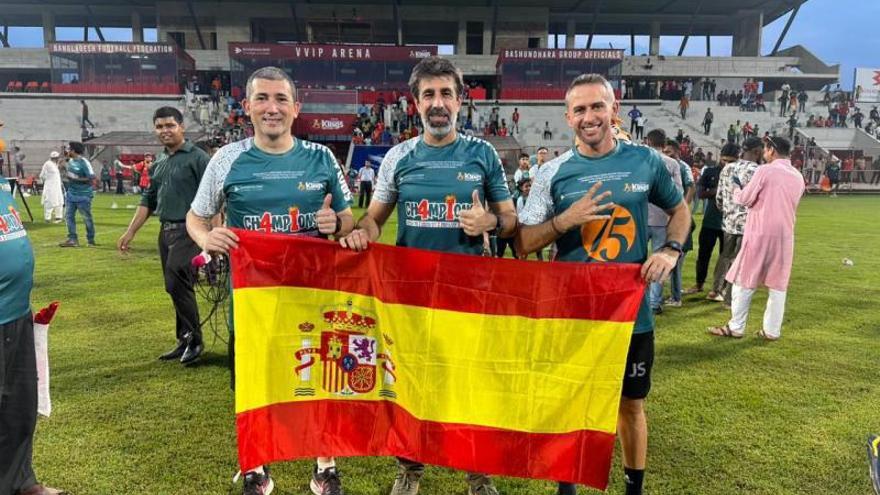 Ruiz, Bruzon y Sánchez, tras conquistar el título liguero.