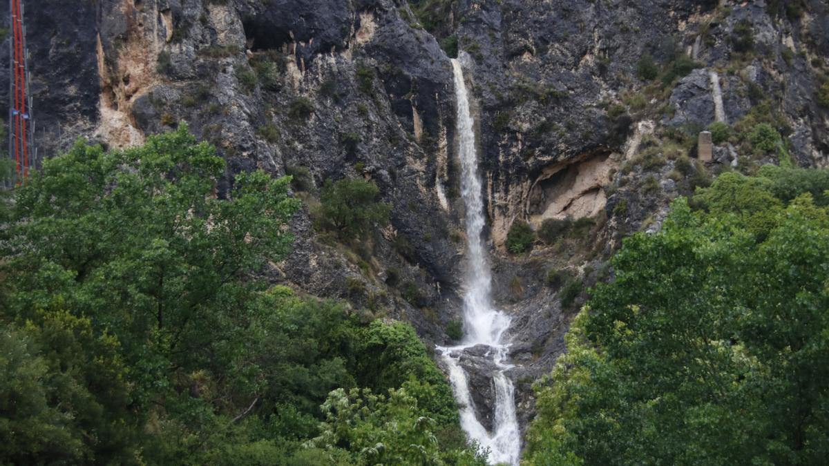 Las cascadas de Alcoy afloran con las lluvias