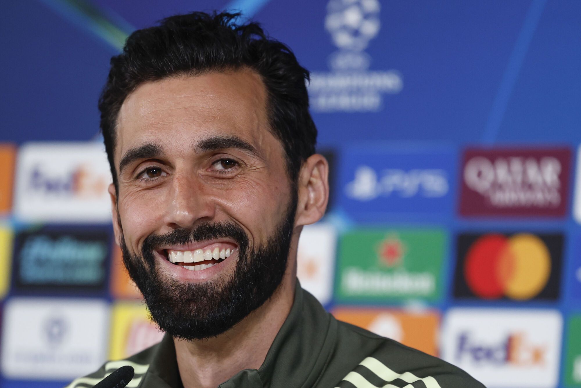 Arbeloa mantiene su fijación con el Barça: "¿El candidato Laporta? Fue él quien cuadriplicó los pagos a Negreira"