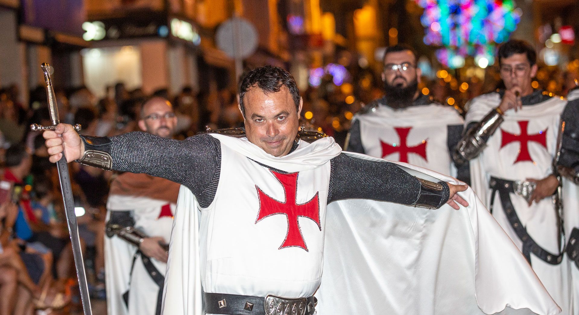 Santa Pola vibra con la entrada Cristiana y Mora