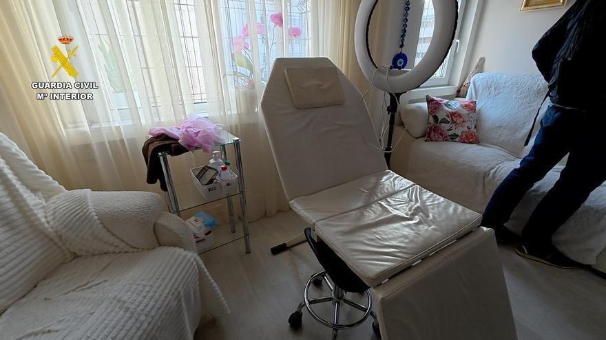 Desmantelan 3 clínicas estéticas ilegales que ofrecían tratamientos de bótox a 150 euros