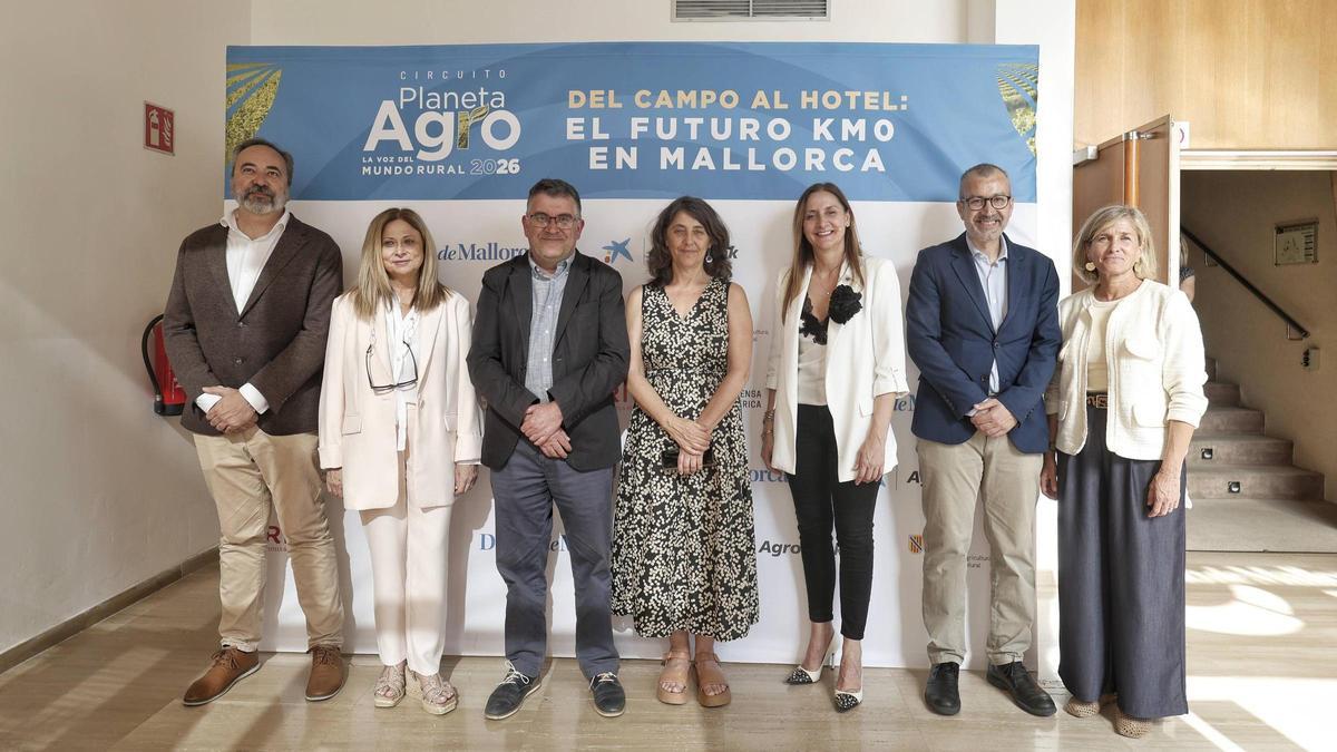 Guillem Bibiloni, Paula Pujol, Joan Simonet, Marisa Goñi, Catalina Alemany, José Carlos Martínez y América Matas.