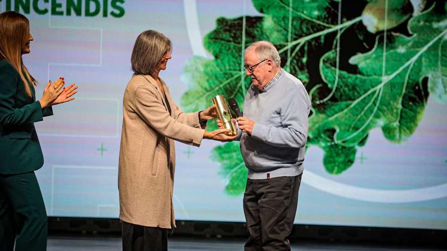 La Diputació reconeix amb el premi d&#039;honor de les ADF la trajectòria del manresà Xavier Jovés