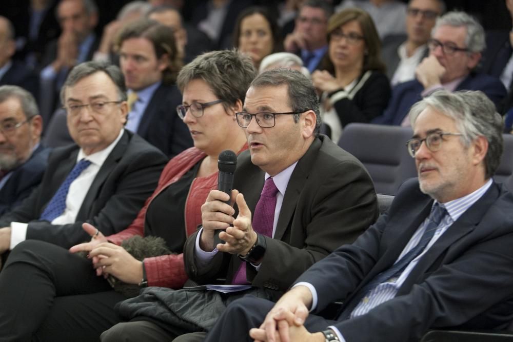 Conferencia de Andrés García Reche en el Club Mercantil