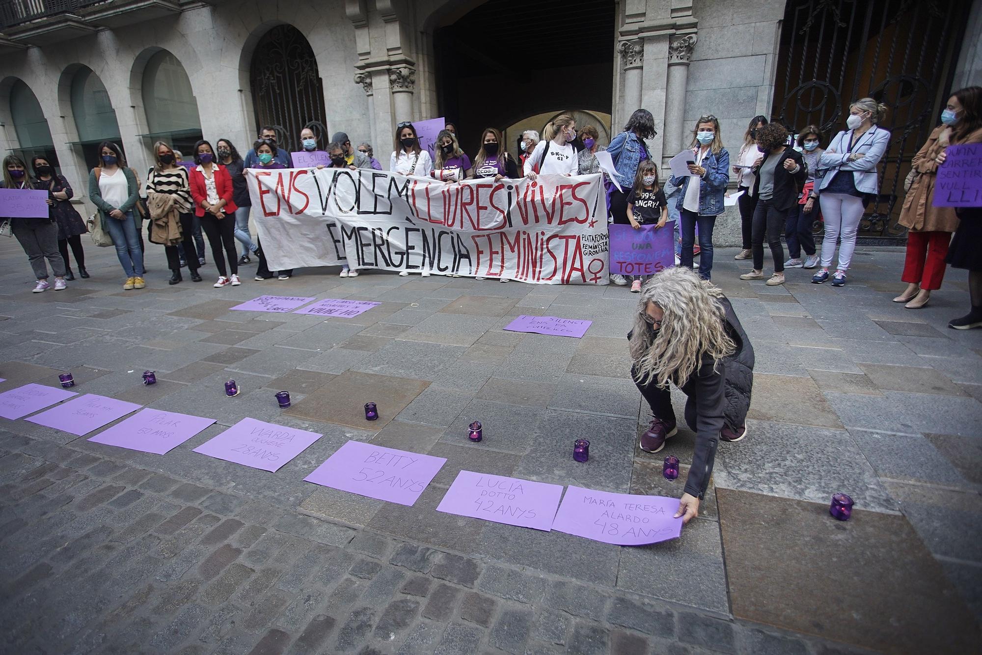 La Plataforma Feminista denuncia els feminicidis