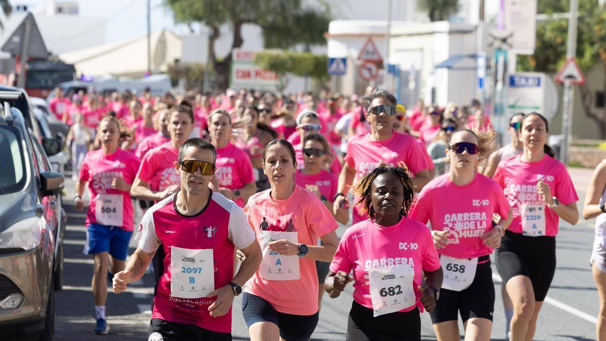 Ibiza corre por la igualdad en la Cursa per la Dona.