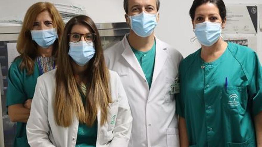 Cardiólogos del hospital Reina Sofía reciben dos becas de investigación y el premio a la mejor publicación