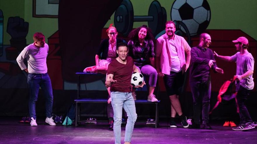 &#039;Los futbolísimos&#039; conquistan el Gran Teatro